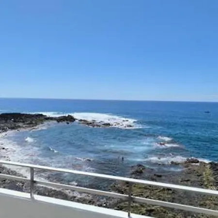 La Caleta. Reviva Canarias 拉拉古纳